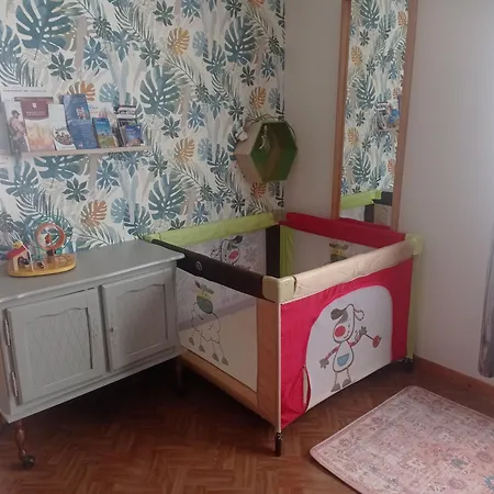 Au Rez -de -chaussee Maison Individuelle Appartement *