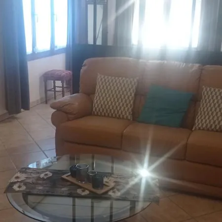 Au Rez -de -chaussee Maison Individuelle Appartement Louvigny (Moselle)